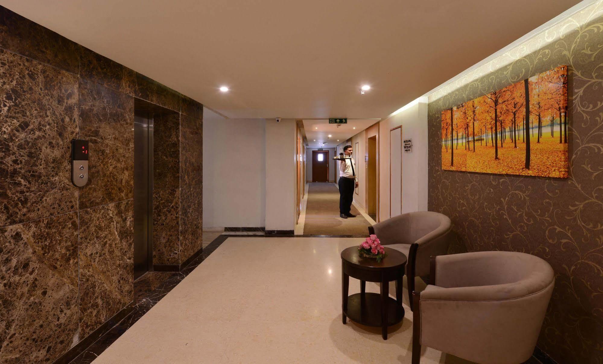 Hotel Jagrati Ananta Express
