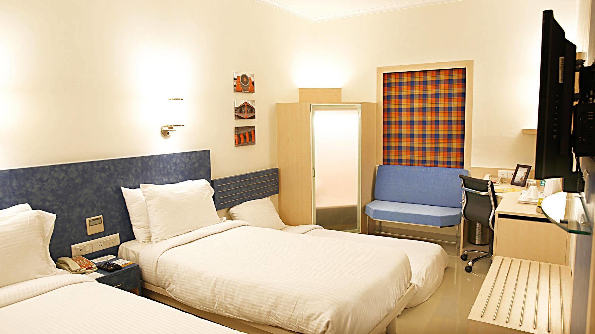 Nirwana Hometel Jaipur- A Sarovar Hotel Jaipur