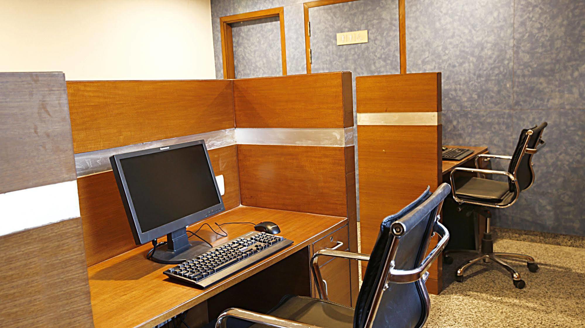 Hotel Nirwana Hometel Jaipur- A Sarovar