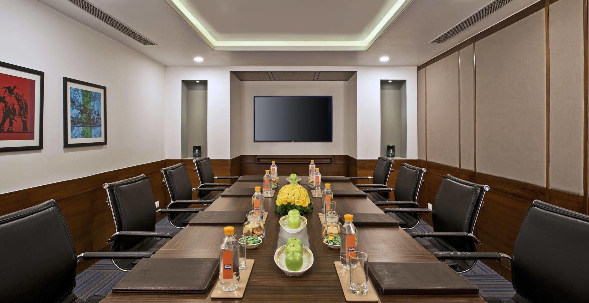 Nirwana Hometel Jaipur- A Sarovar 3* Jaipur