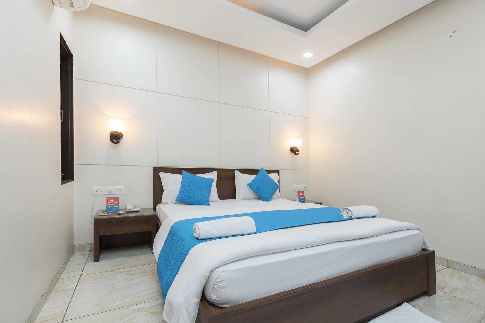 Sunday Hotel 3*