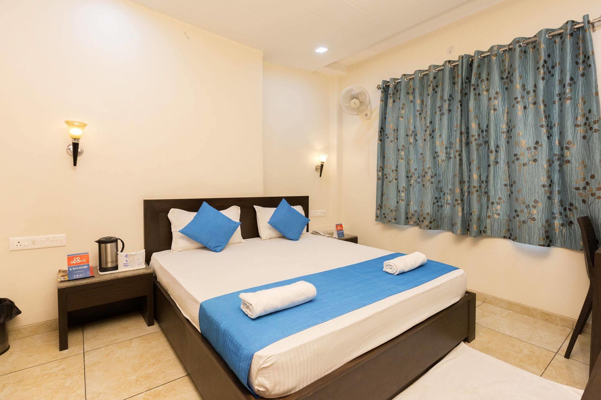 Sunday Hotel 3*