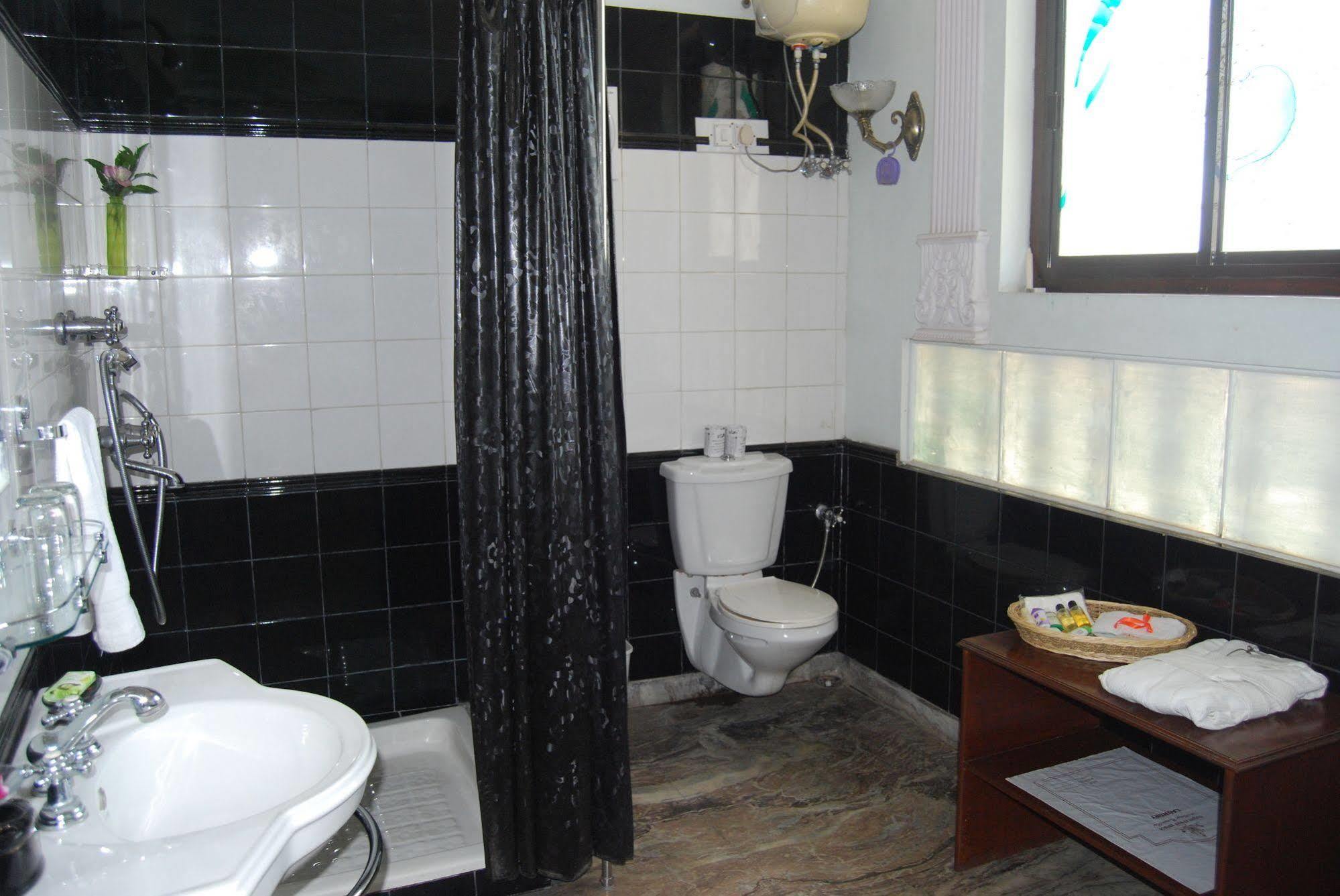 Hotel Sugan Niwas Palace