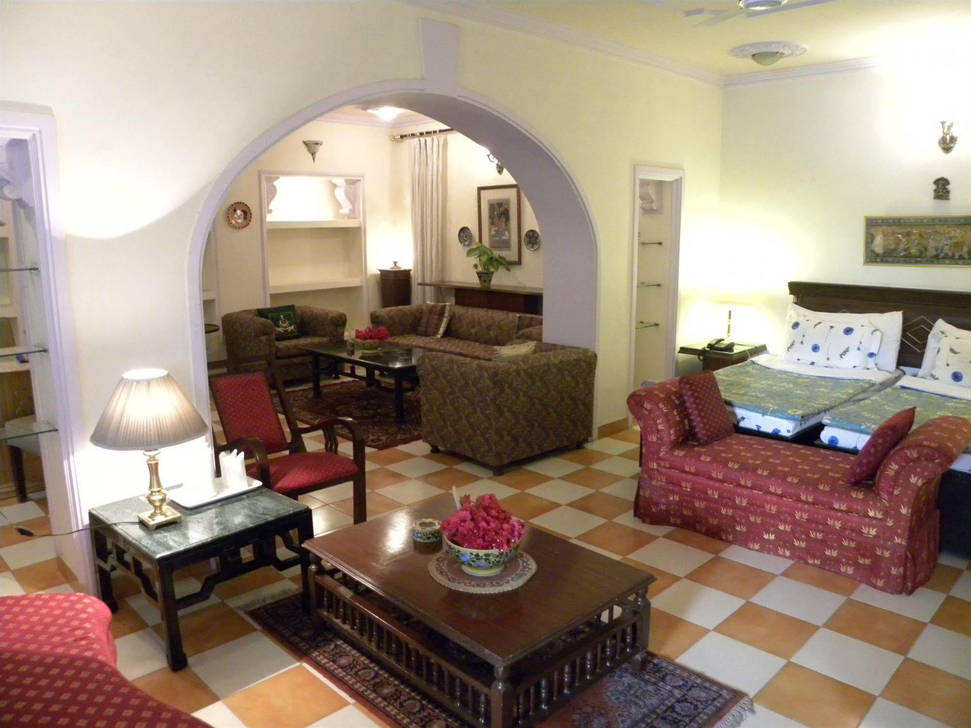 Sugan Niwas Palace Hotel Jaipur