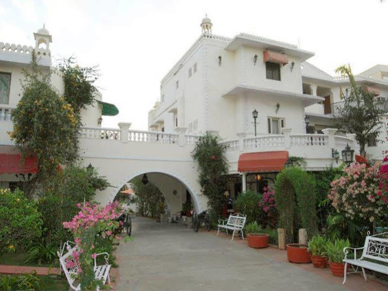 Hotel Sugan Niwas Palace Jaipur