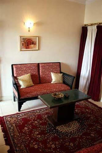 Hotel Sugan Niwas Palace Jaipur