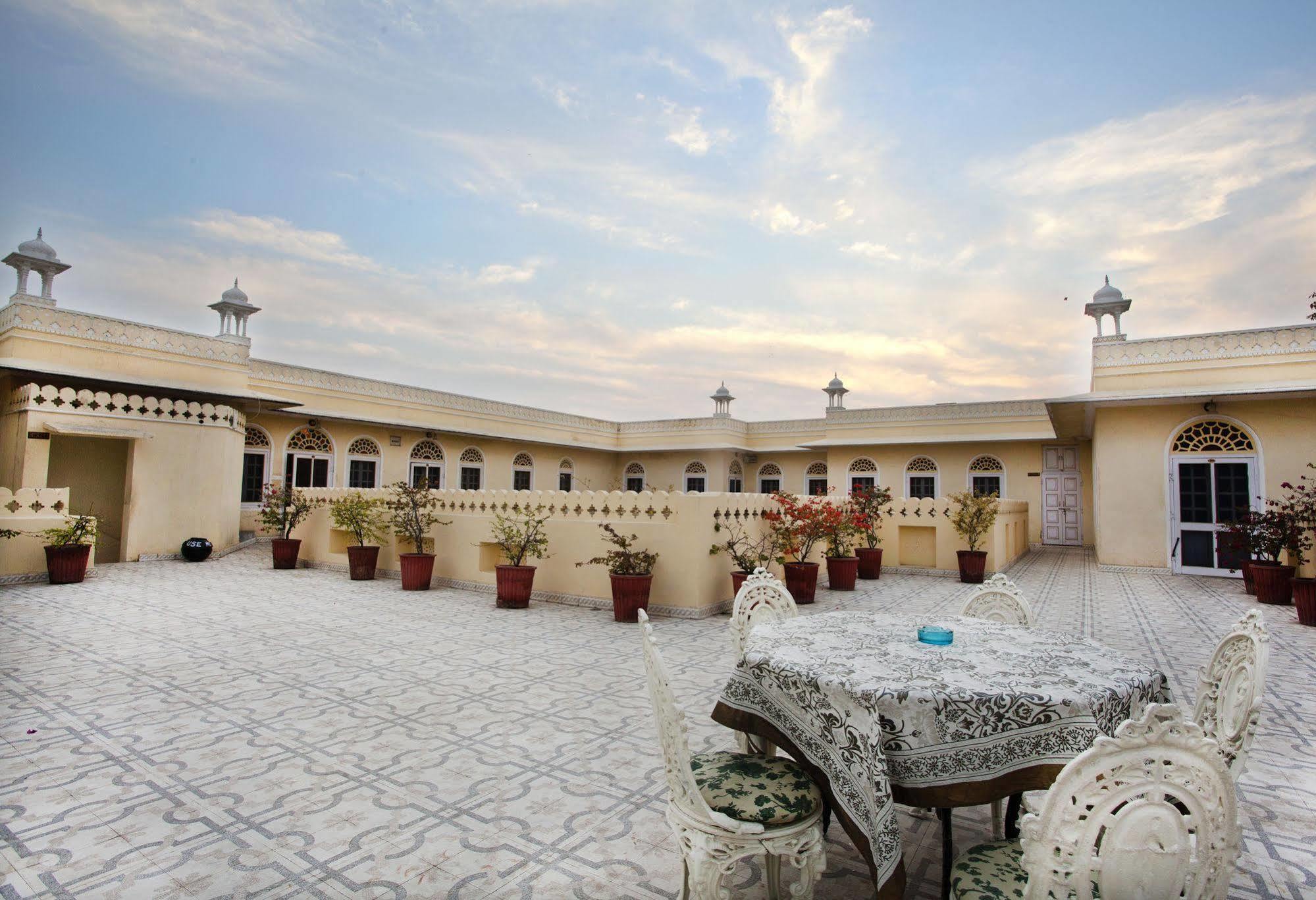 Hotel Alsisar Haveli - Heritage