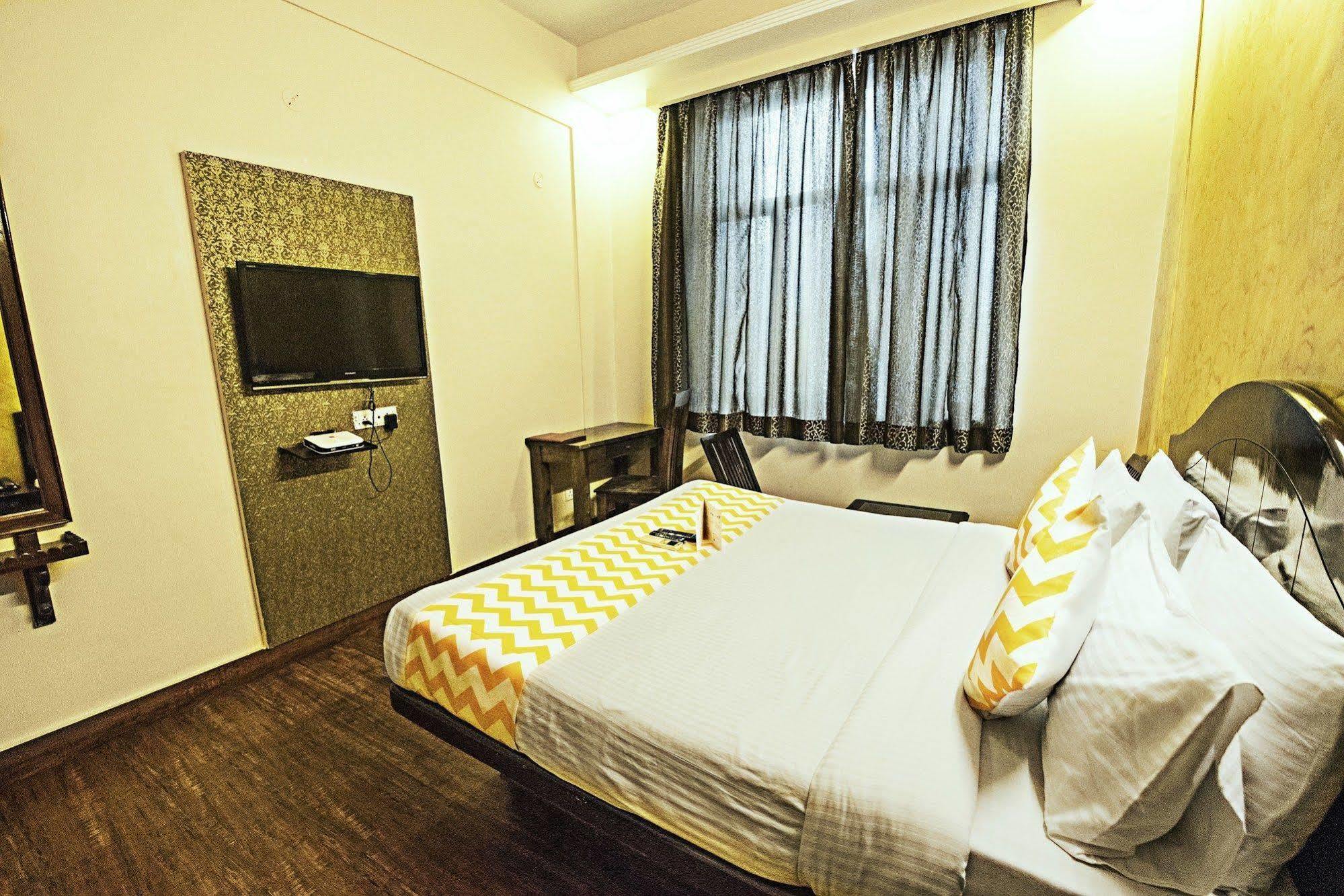 Hotel Panchsheel, The 3*