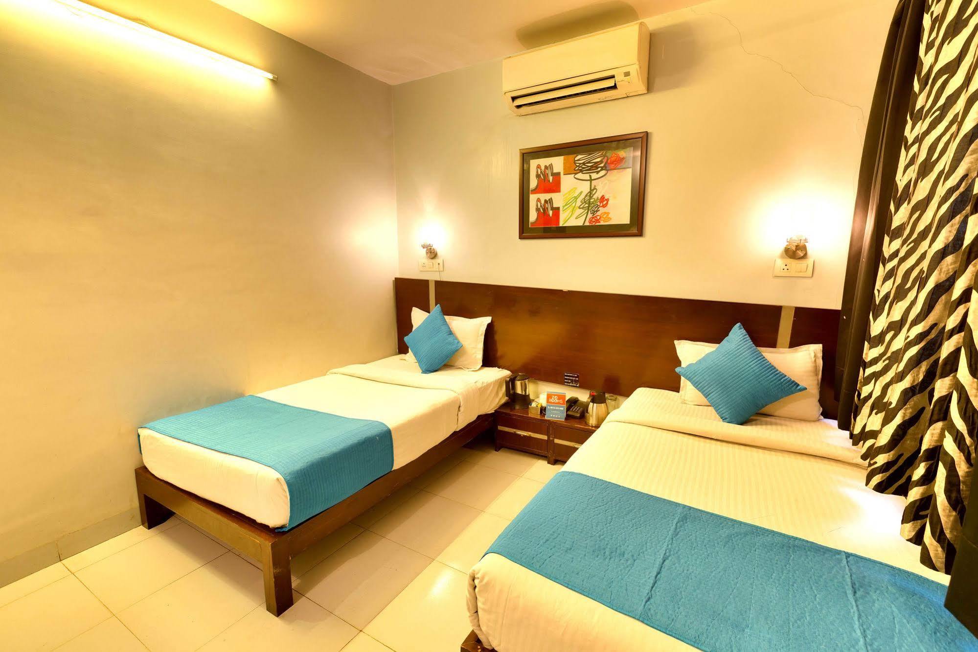 Jypore Saffron Acacia Hotel