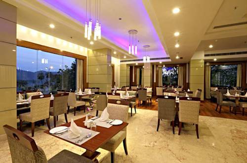 Hotel Regenta Jal Mahal, Jaipur