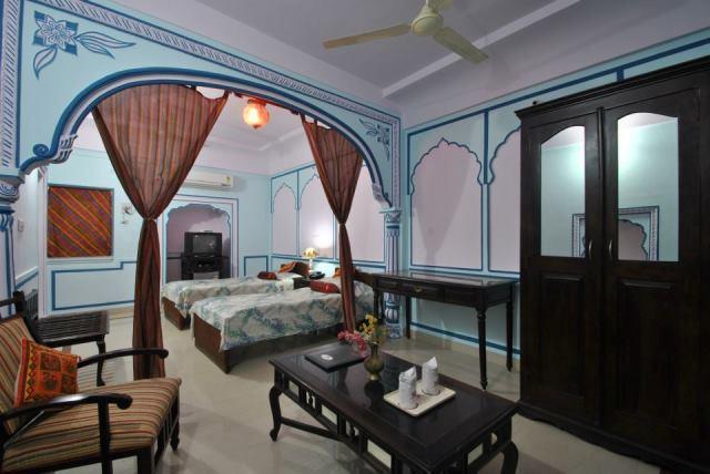 Rawla Mrignayani Palace 3*