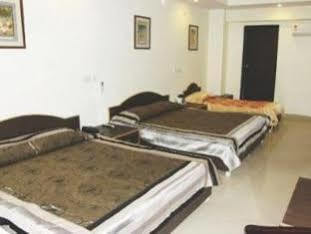 Ananta Hotel 3*