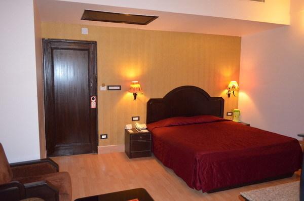 Hotel Maharani Plaza