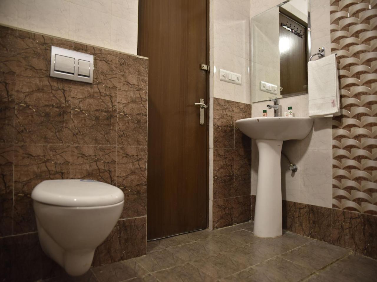 Hotel Rang Mahal Near International Airport Jaipur