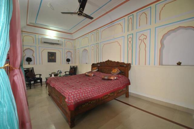 Rawla Mrignayani Palace Jaipur
