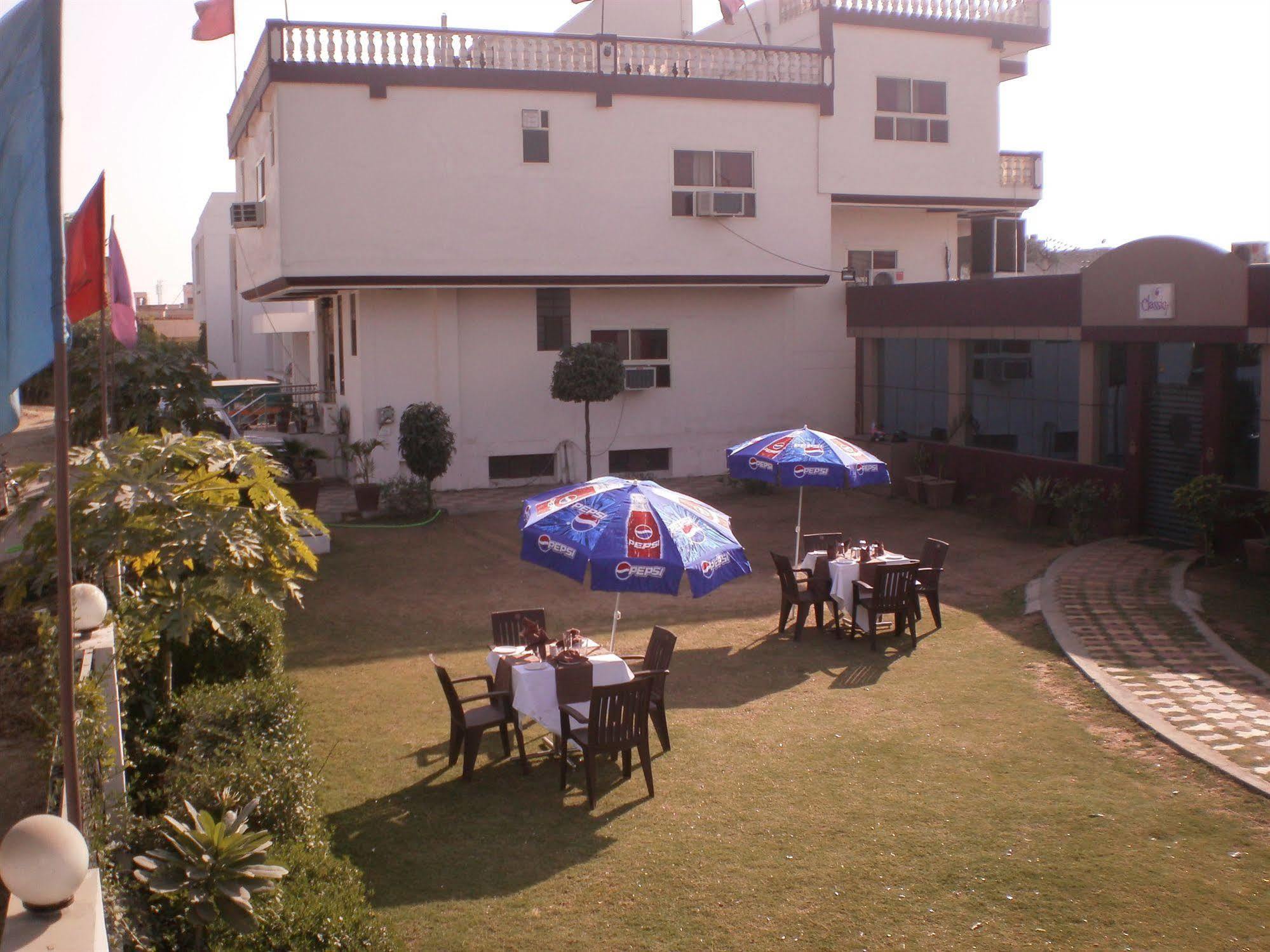 Hotel Classic 7 & Restaurant 3*