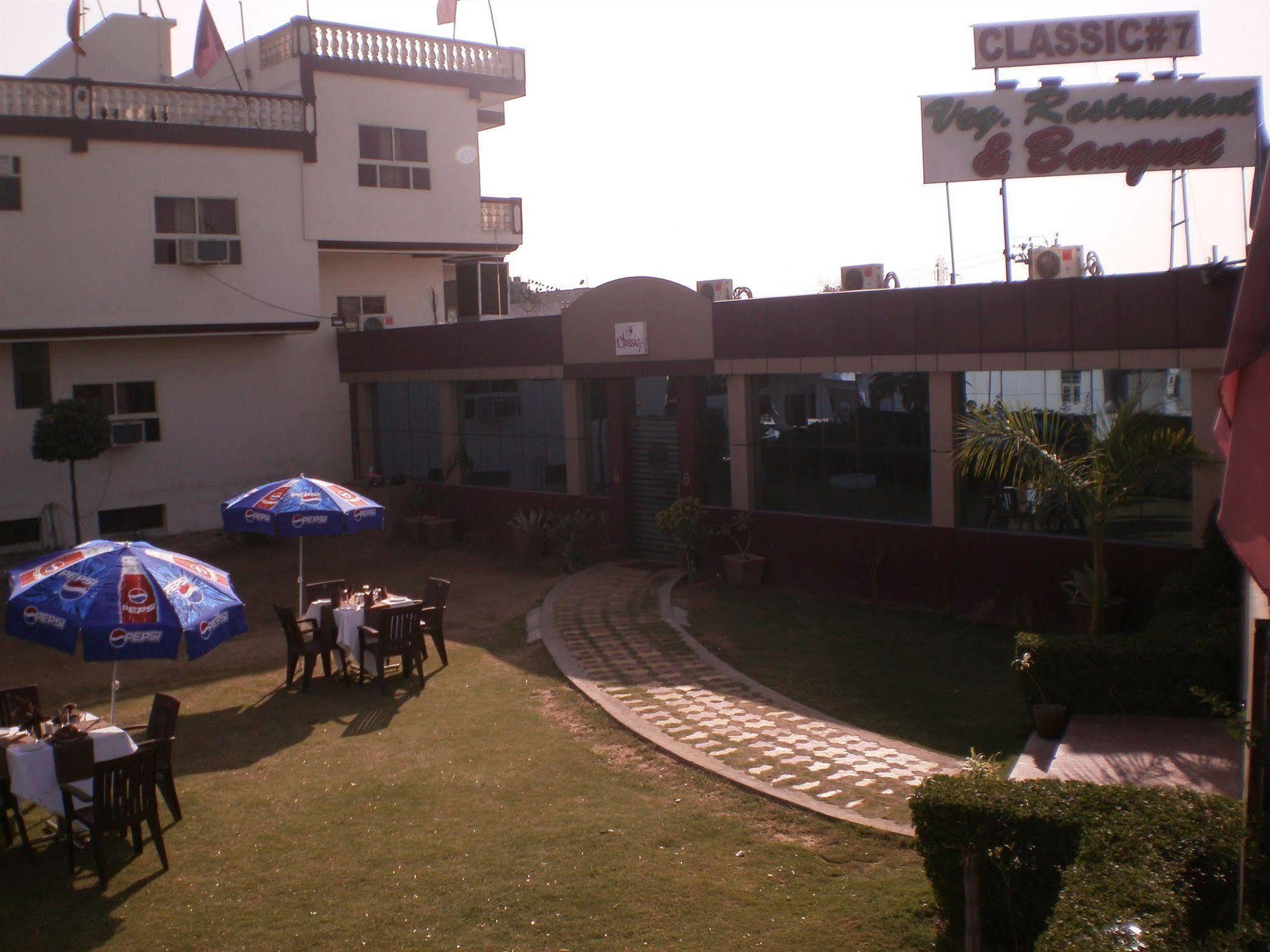 Hotel Classic 7 & Restaurant Jaipur