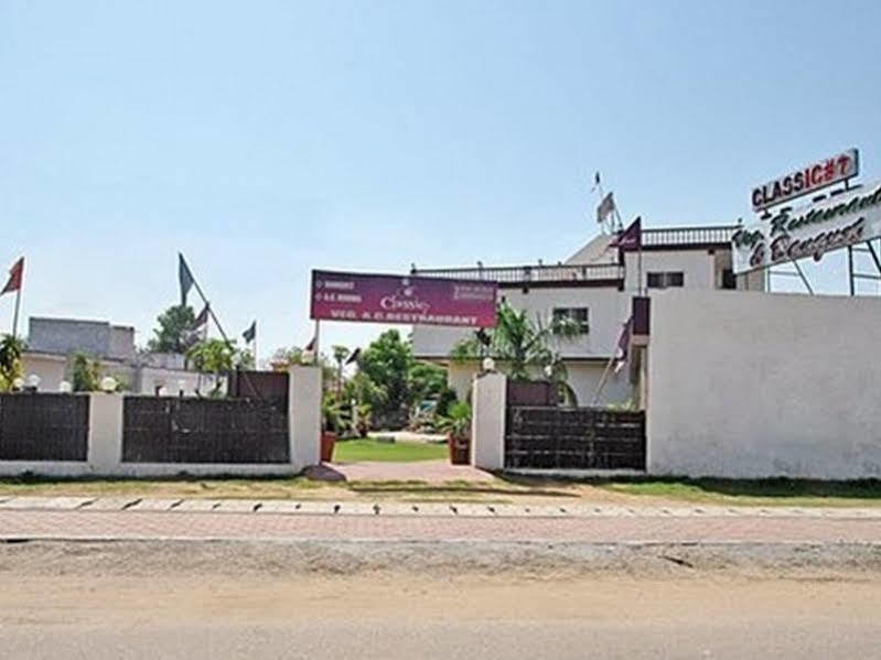 Hotel Classic 7 & Restaurant Jaipur