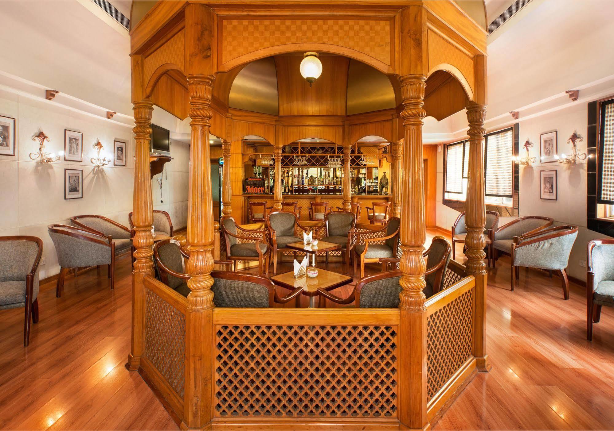 Hotel Kk Royal & Convention Centre 4*