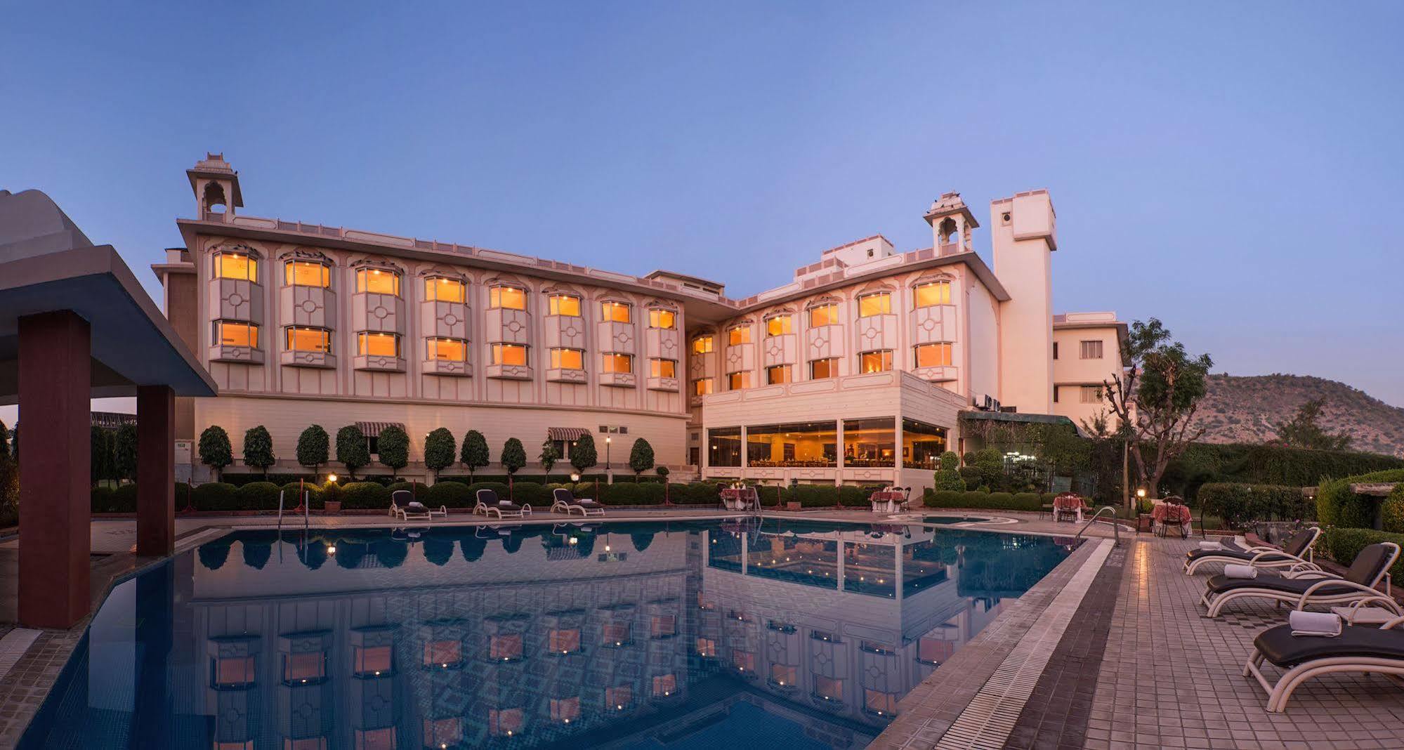 Kk Royal & Convention Centre 4* Jaipur