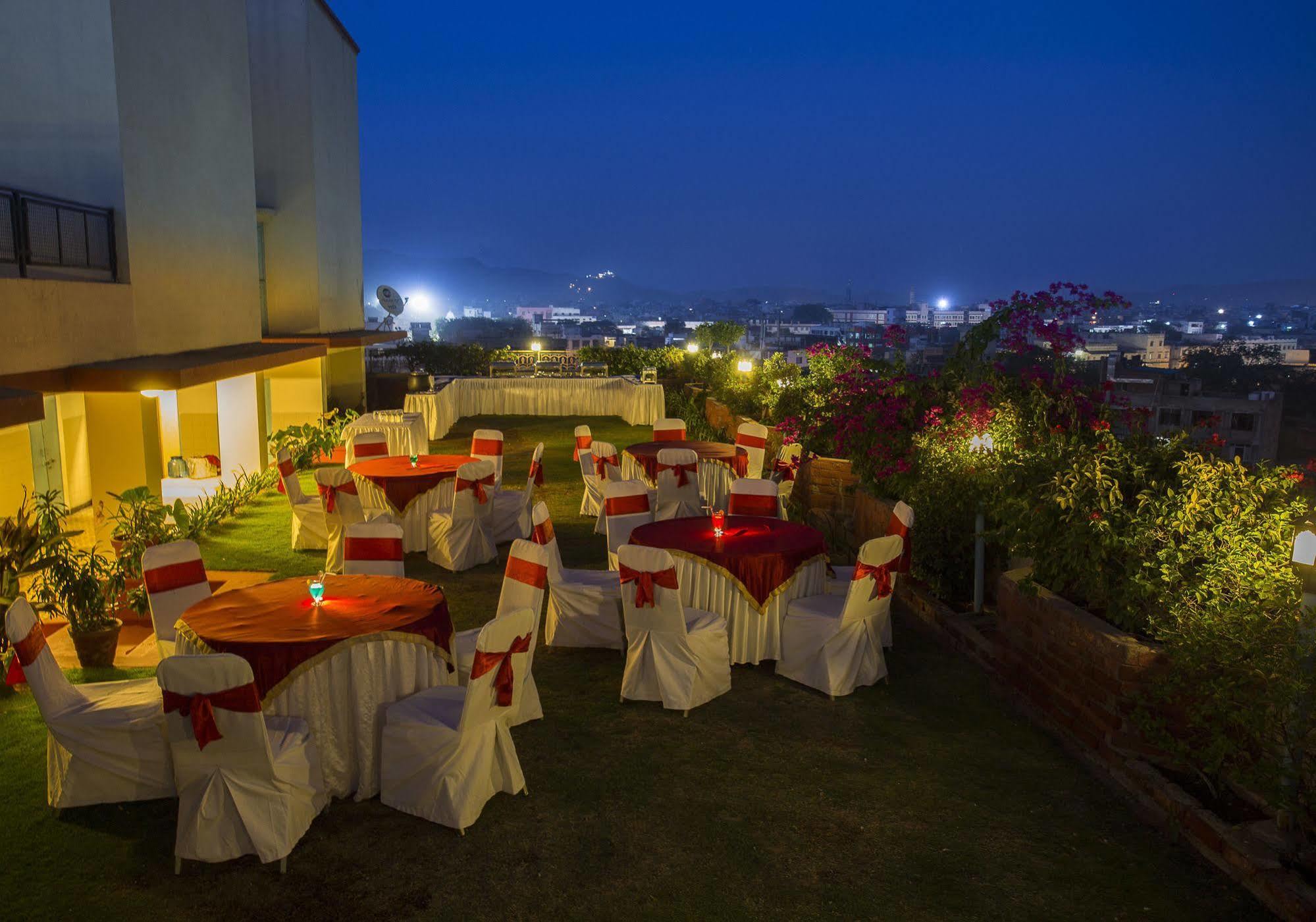Vesta Maurya Palace Hotel