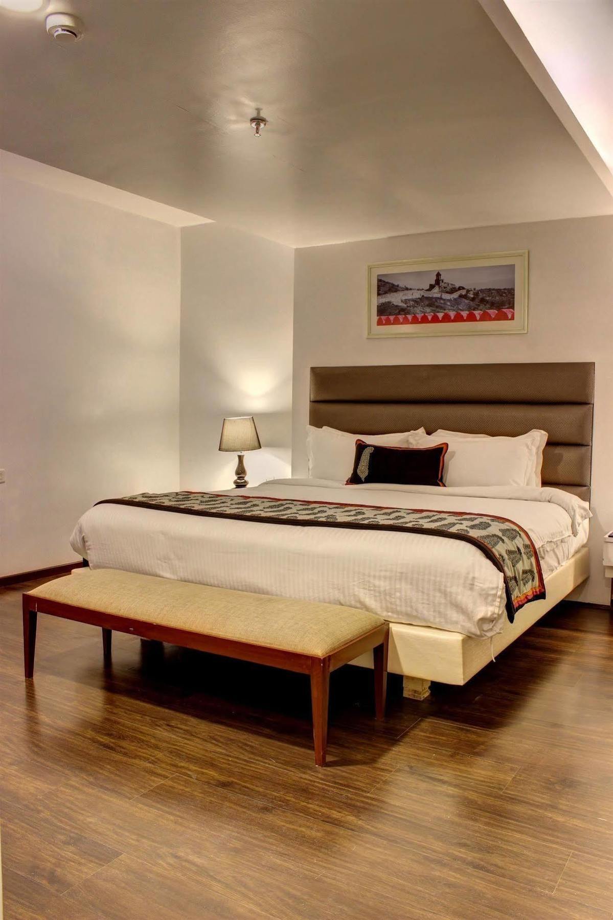 Golden Tulip Hotel 5*