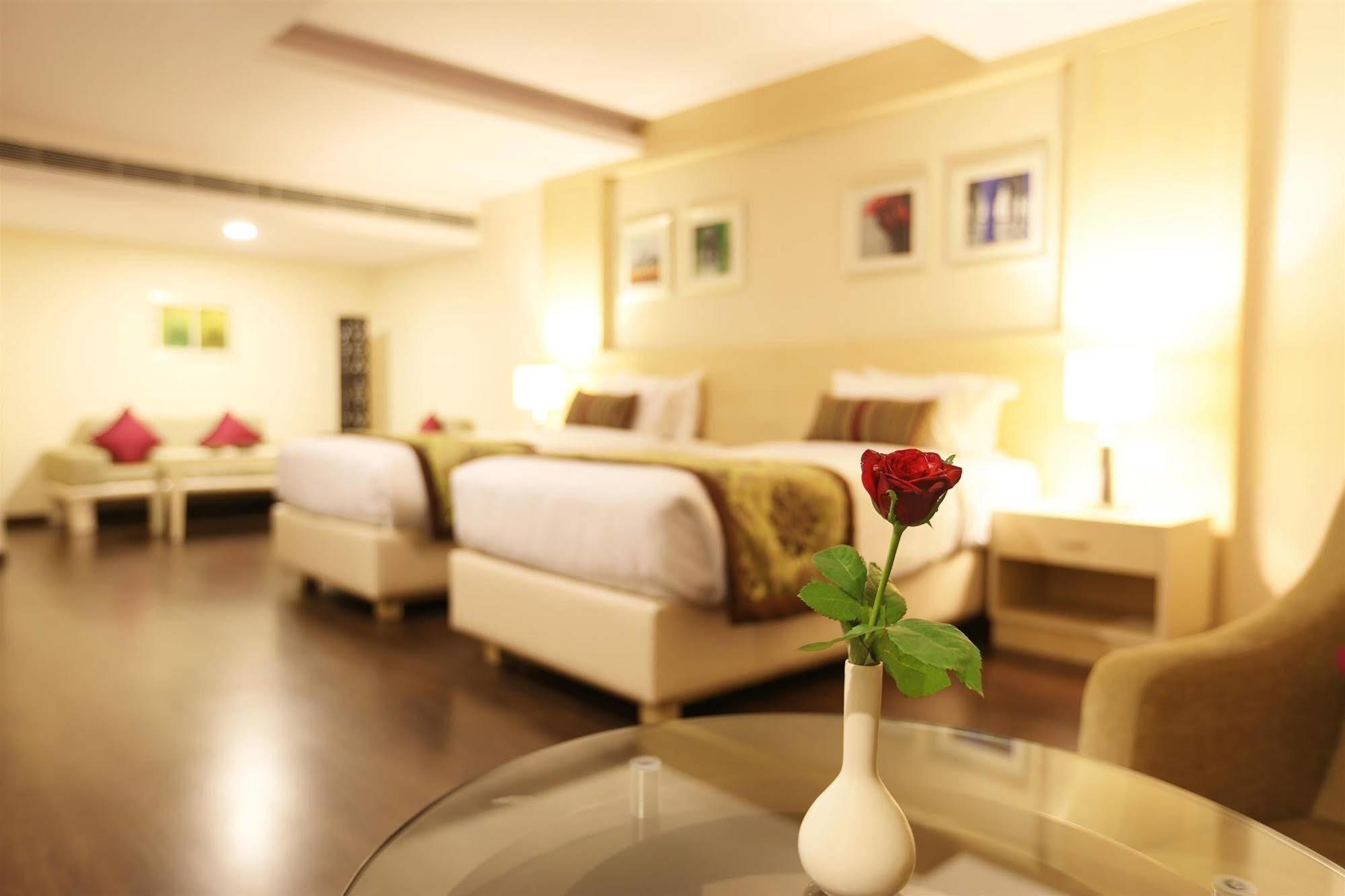 Golden Tulip Hotel 5*