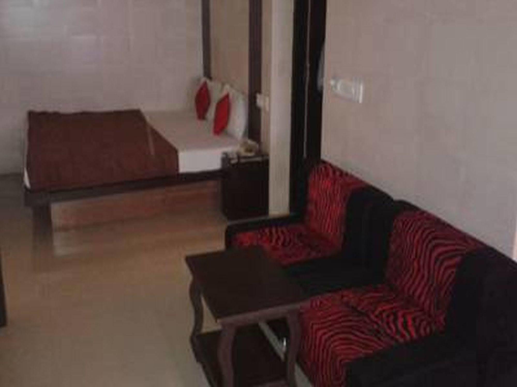 Collection O Krishana Hotel