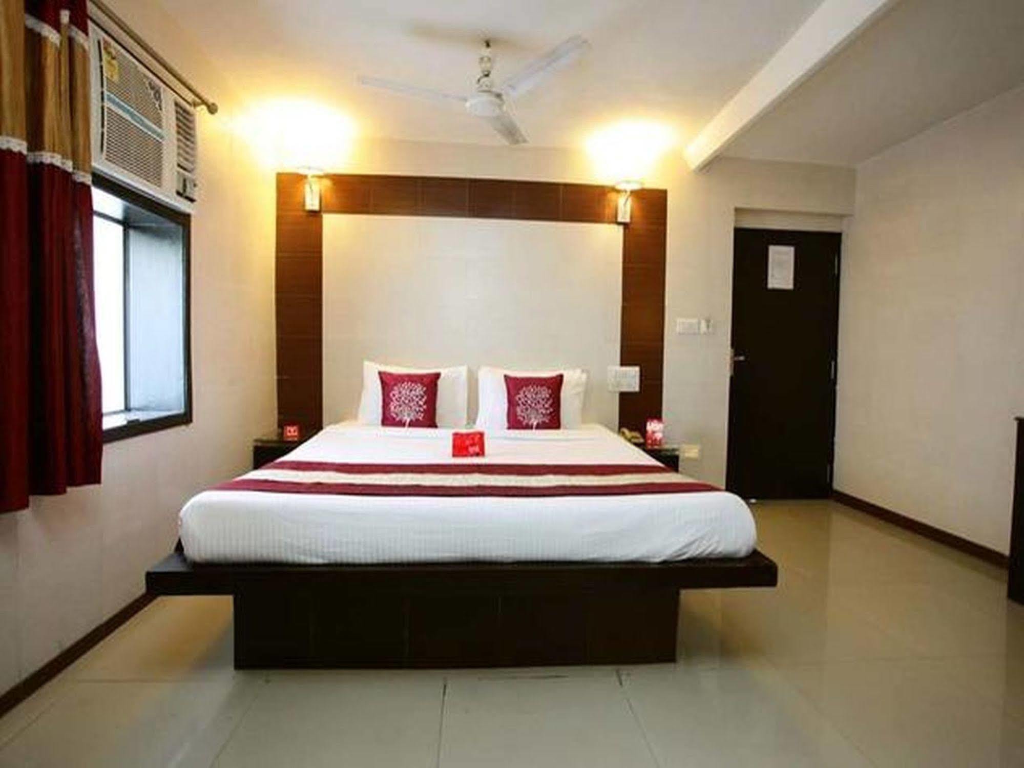 Collection O Krishana Hotel