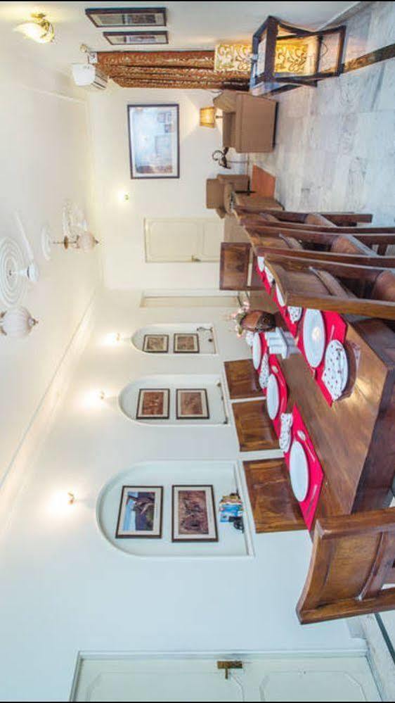 Bed & Breakfast Pratap Bhawan 2*