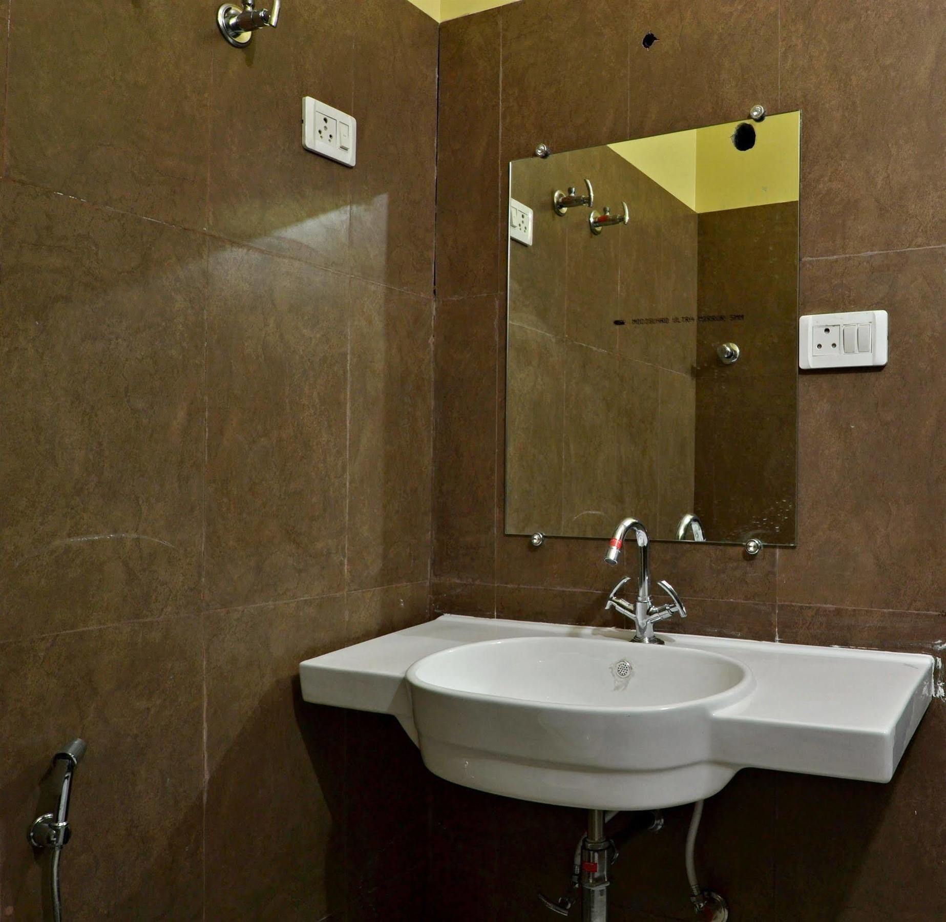 Ram Singh Palace Hotel 2*