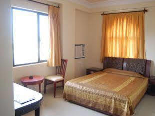 Fabhotel Amer Heritage Hotel