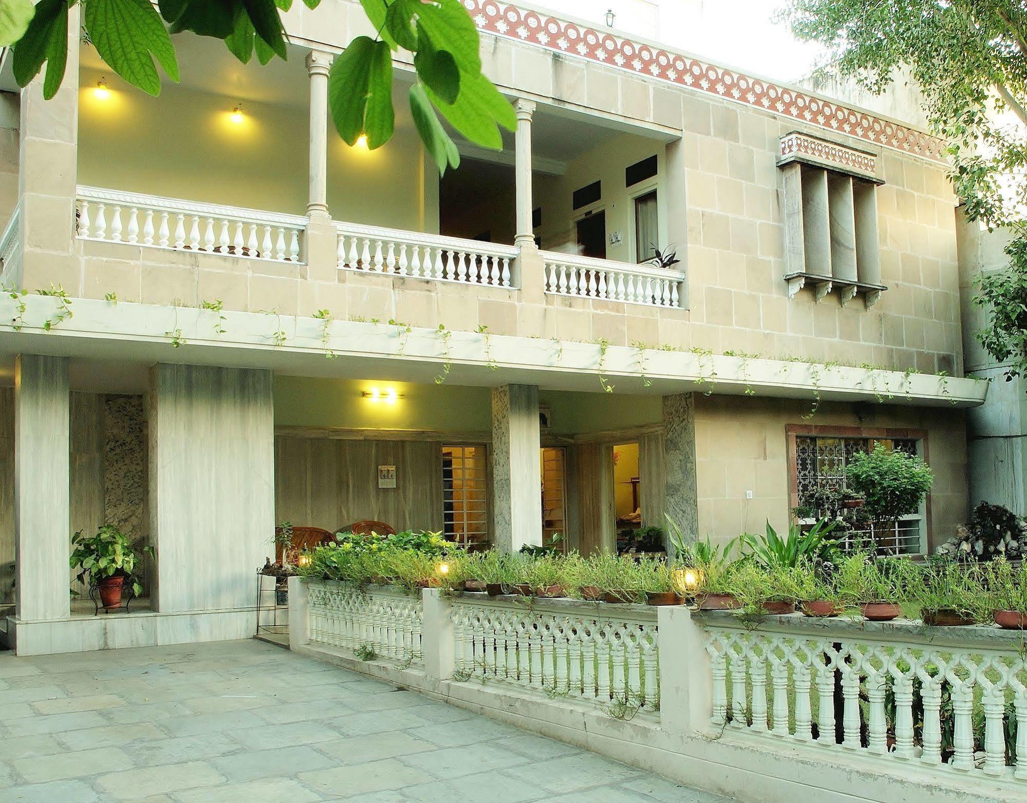 Tara Niwas Hotel Jaipur