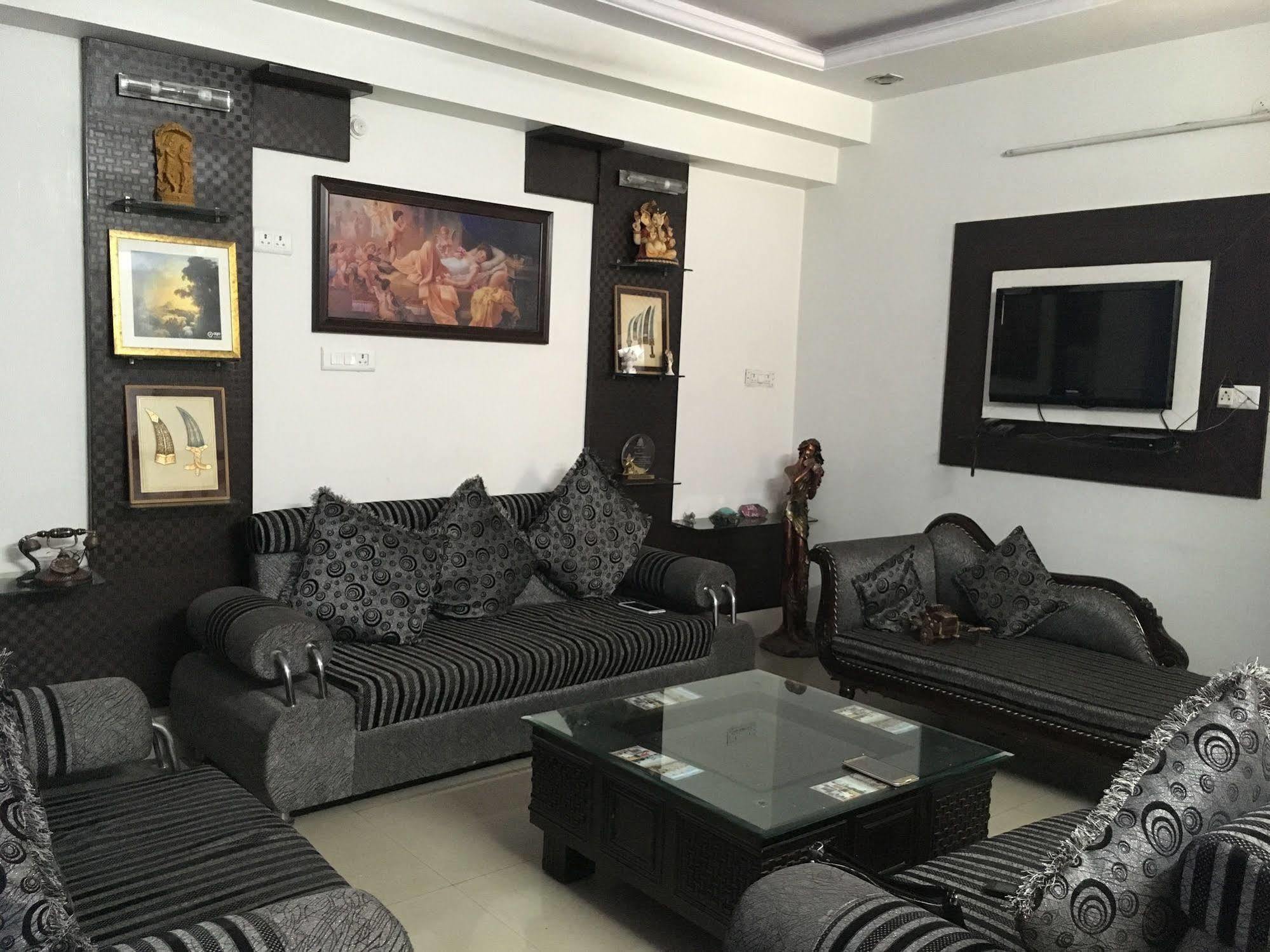 Blessing Home Stay Bed & Breakfast 2*
