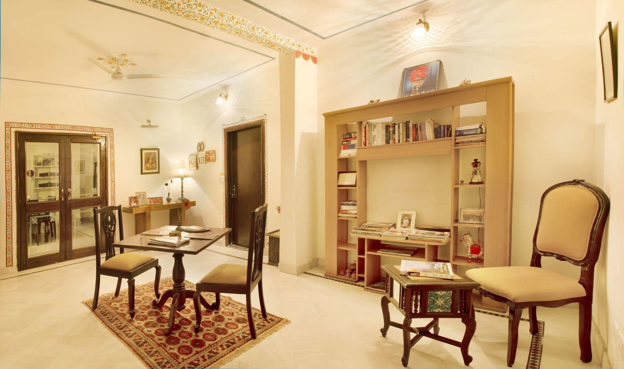 Hotel Ikaki Niwas - A Heritage Boutique 3*