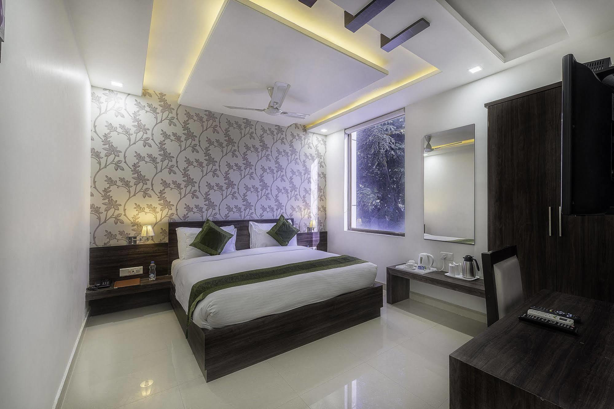 Inn Treebo Signature Malviya Nagar Jaipur