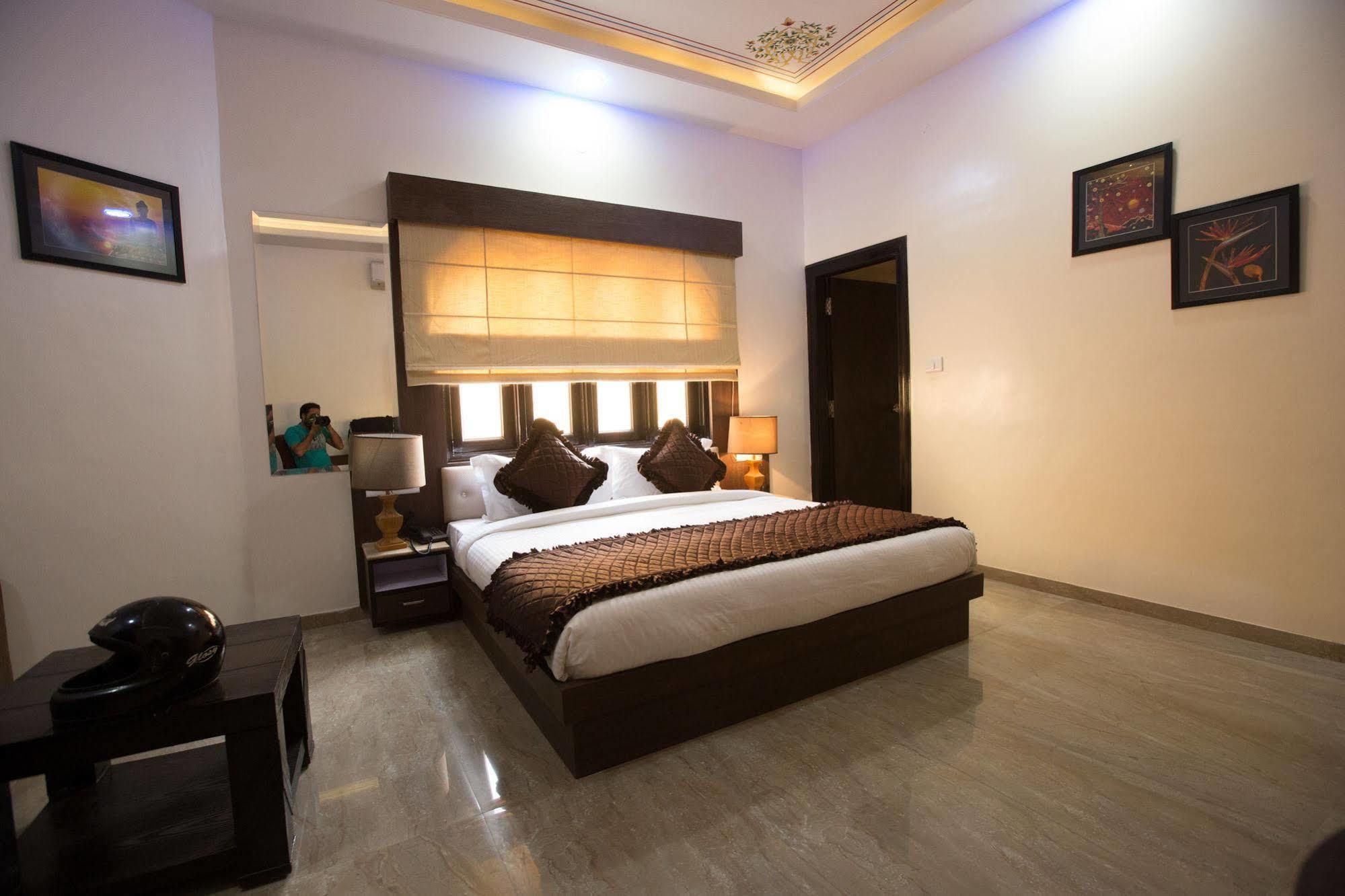 V Bani Park Hotel 3*