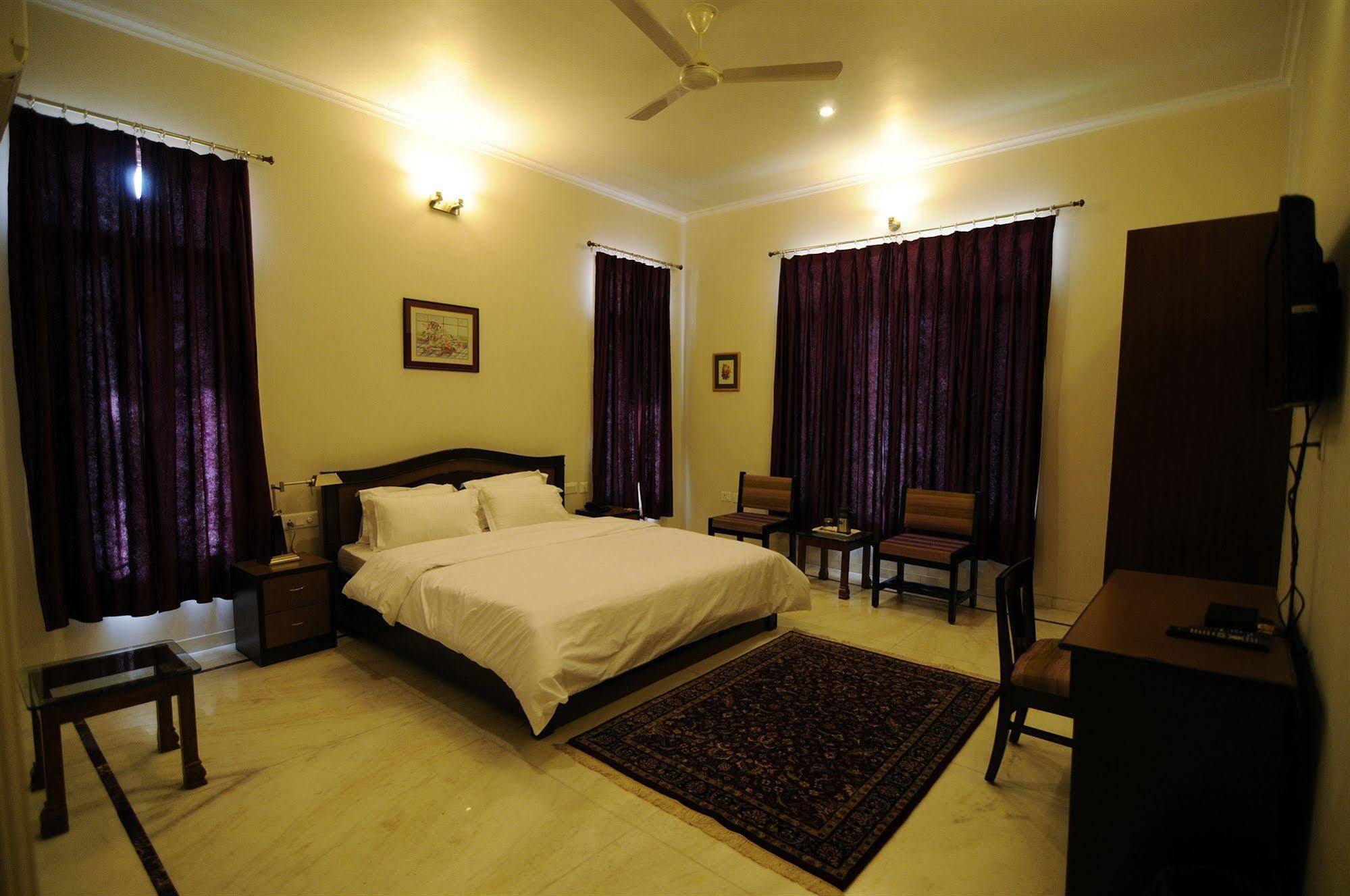 Gitanjali By Expand