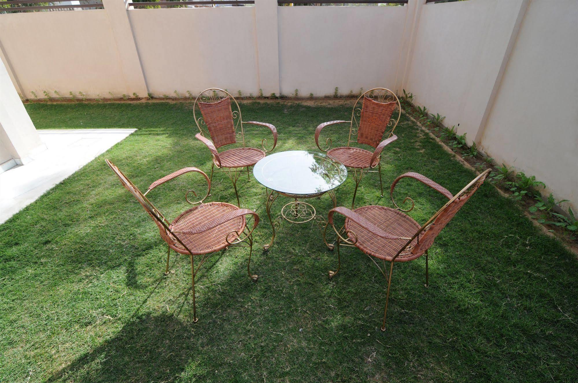 Hotel Gitanjali By Expand 3*