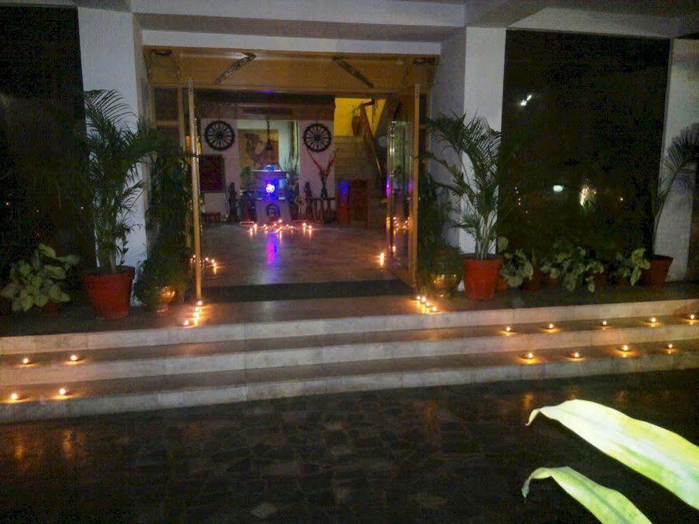 Ashok Hotel