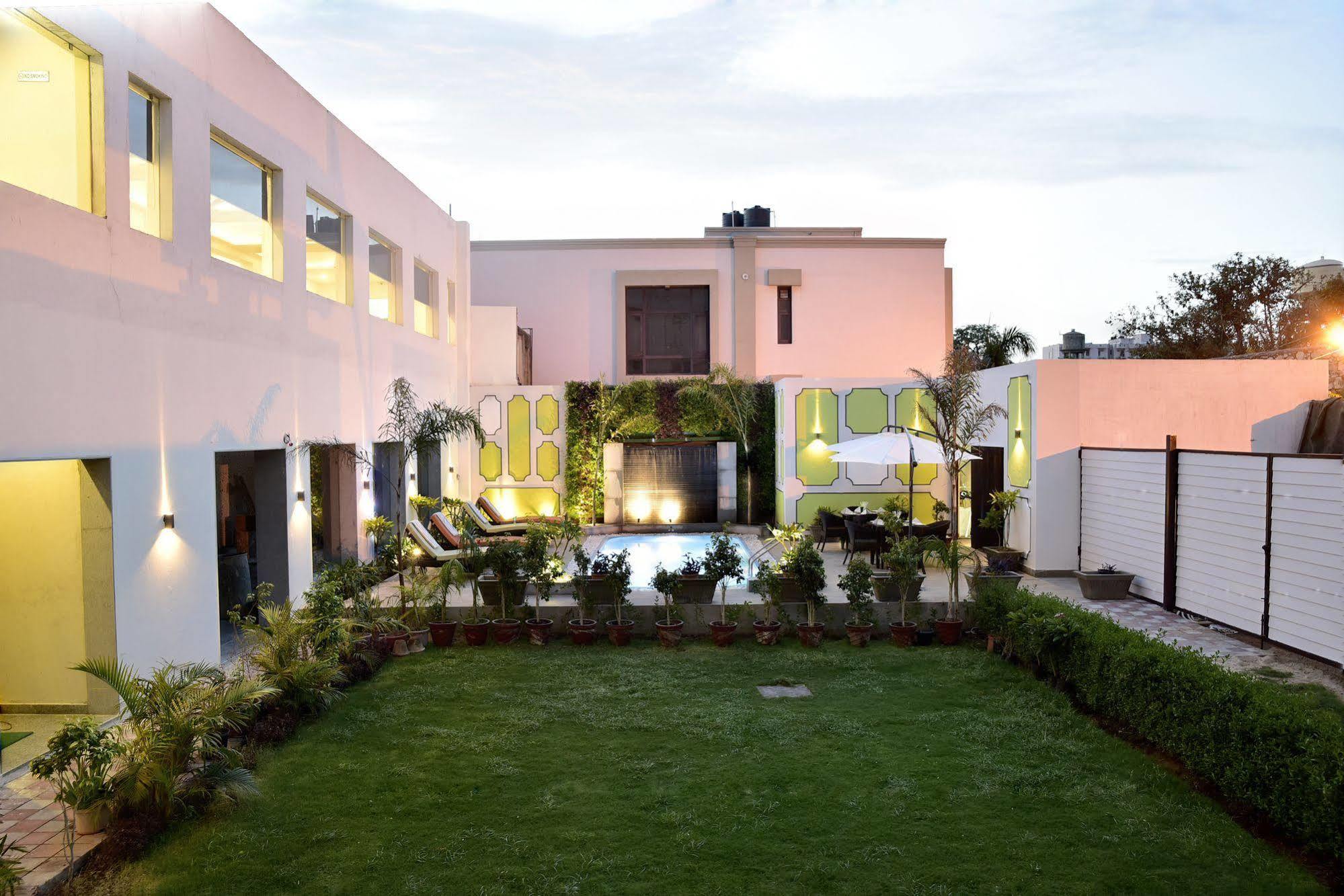 Hotel Gandharva- A Green Hotel Hotel 3*