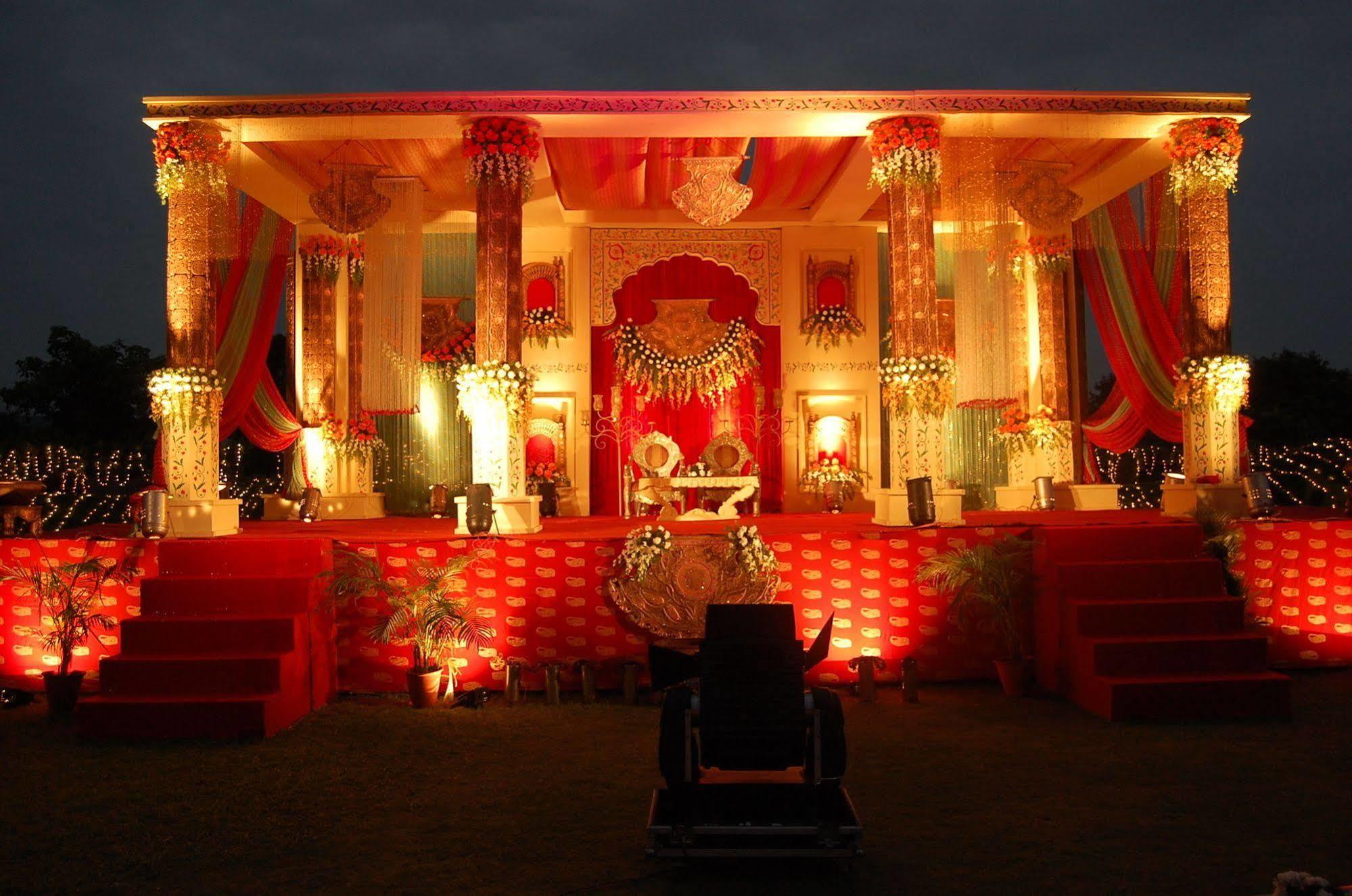 Royal Celebration 3*