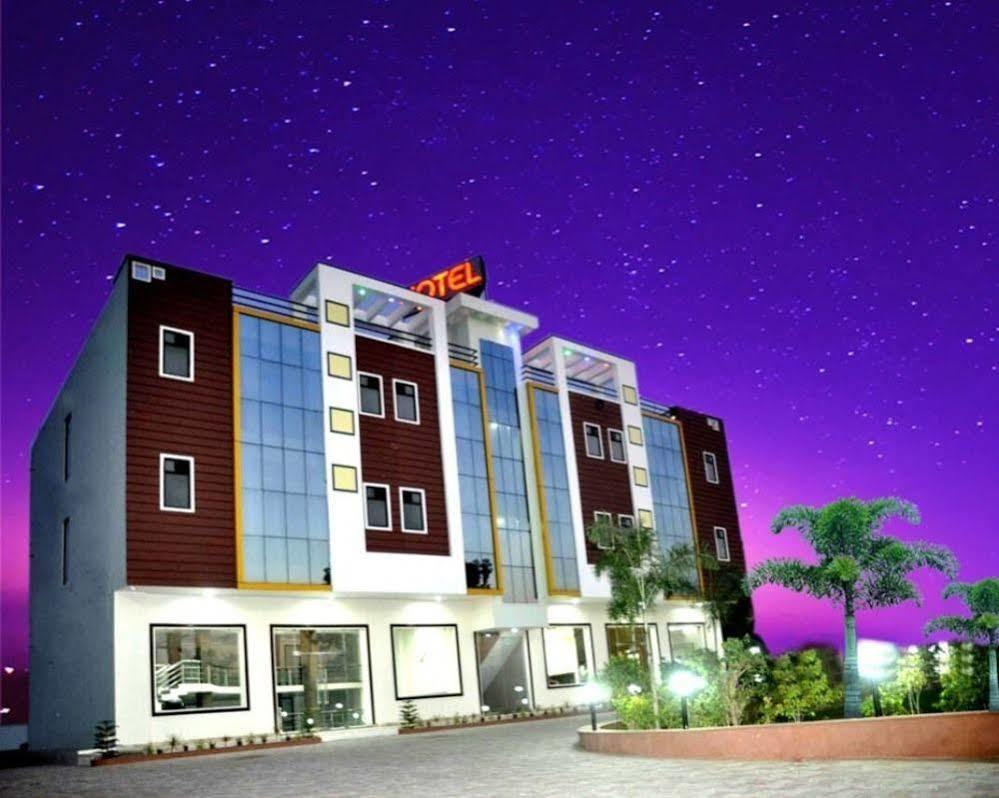 Hotel Royal Celebration 3*