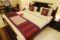 Oyo Devimarg Bani Park 3*