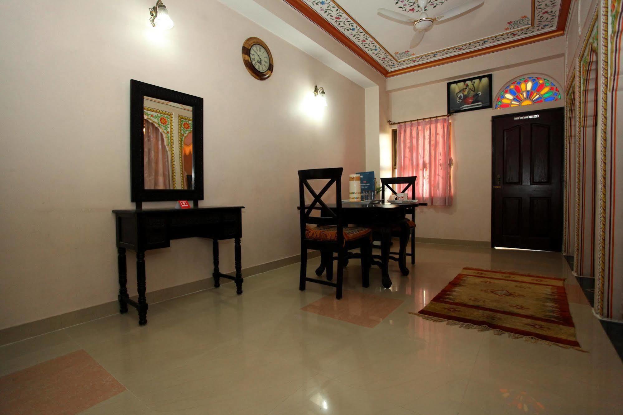Oyo Nbc Hasanpura Road 3*