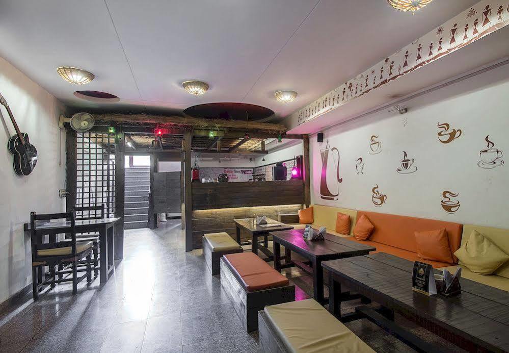 Hotel Oyo Raja Park