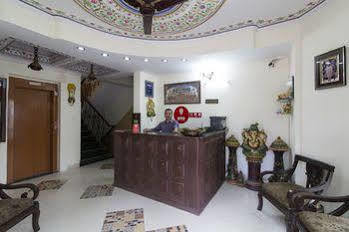 Hotel Oyo Kabir Marg Collectorate Circle Jaipur