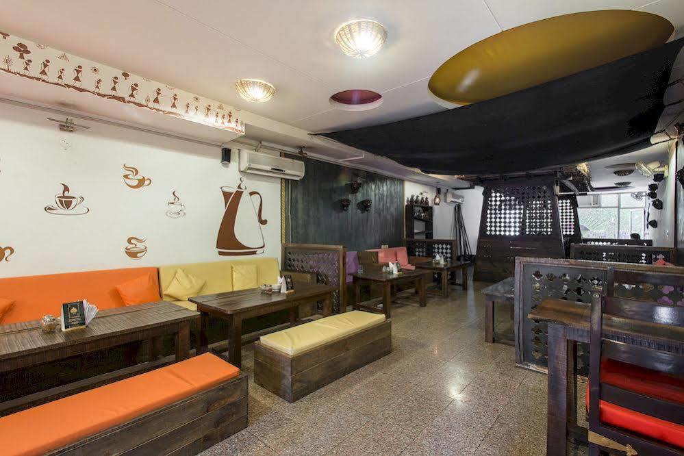 Hotel Oyo Raja Park Jaipur