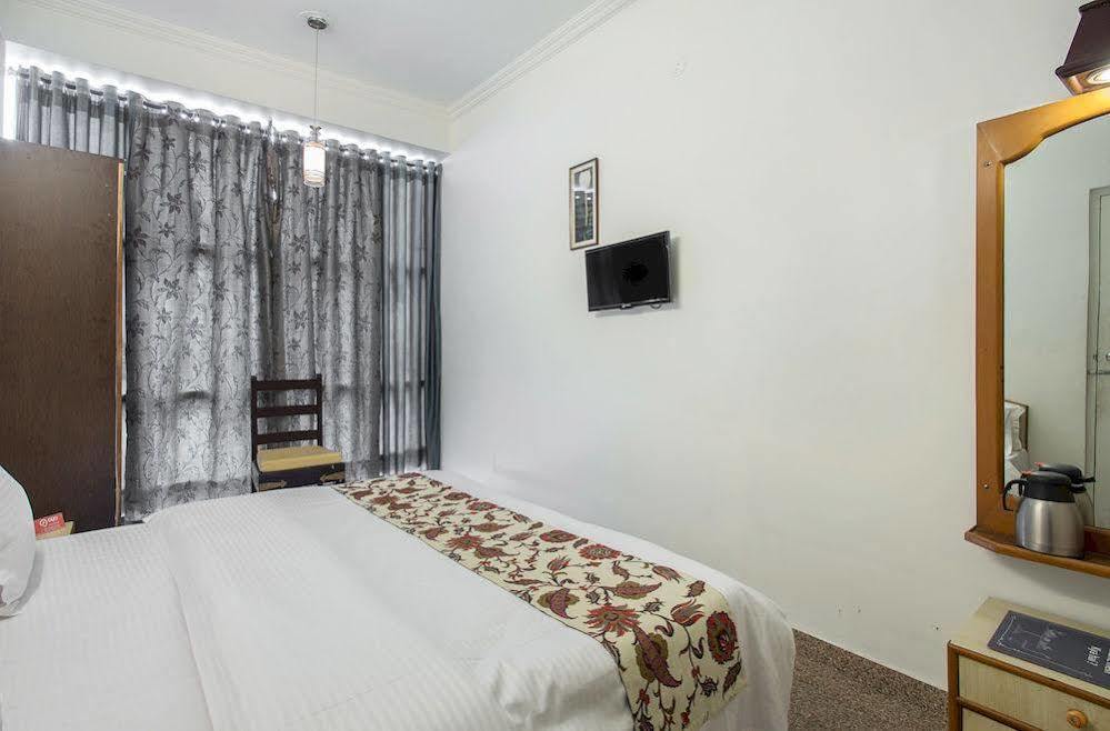 Oyo Raja Park Hotel