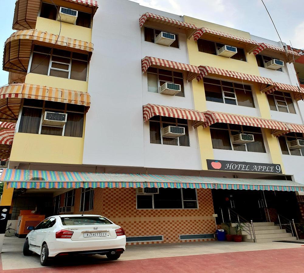 O Apple 3* Jaipur